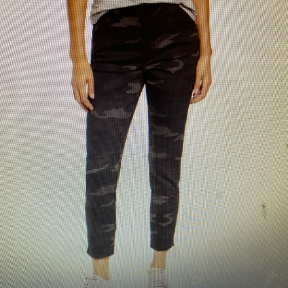 Wit and Wisdom Camo Pants